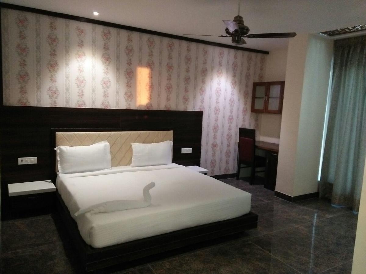 Hotel Rewa Residency Exterior foto
